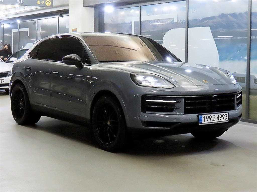 Porsche Cayenne 2024 — Zona Franca Iquique