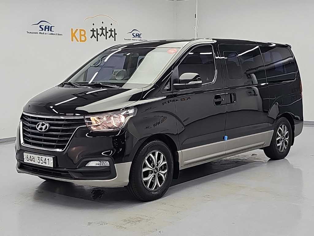 HYUNDAI Starex 2019 — Zona Franca Iquique