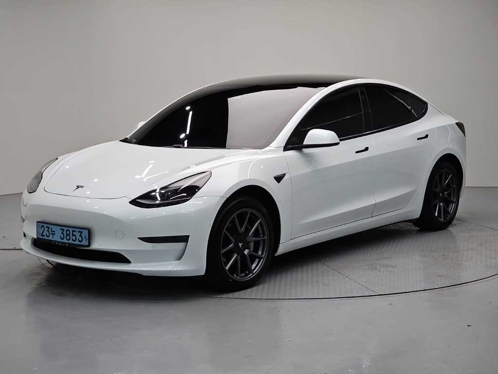 Tesla Model 3 long range