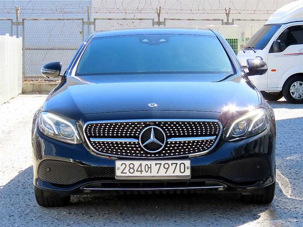 Mercedes Benz E class