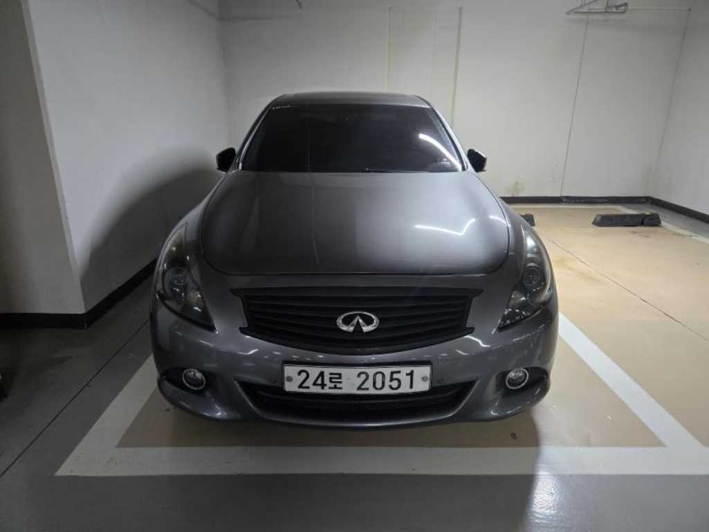 Infiniti G