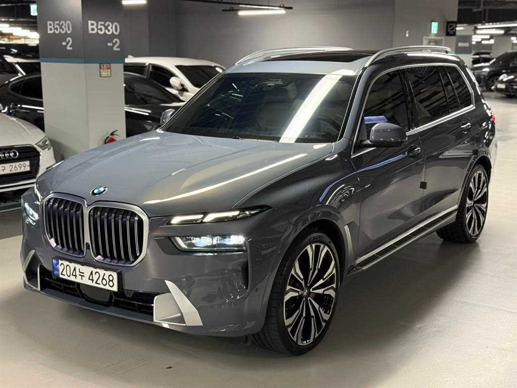 BMW X7