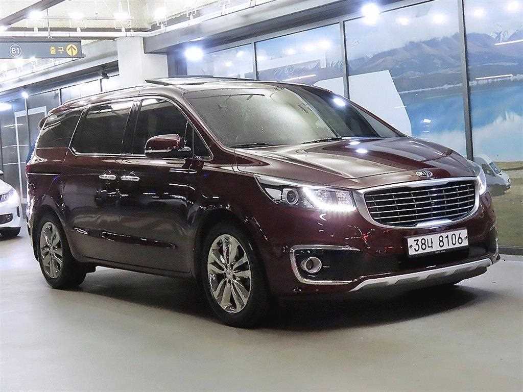 KIA Carnival 2018 — Zona Franca Iquique