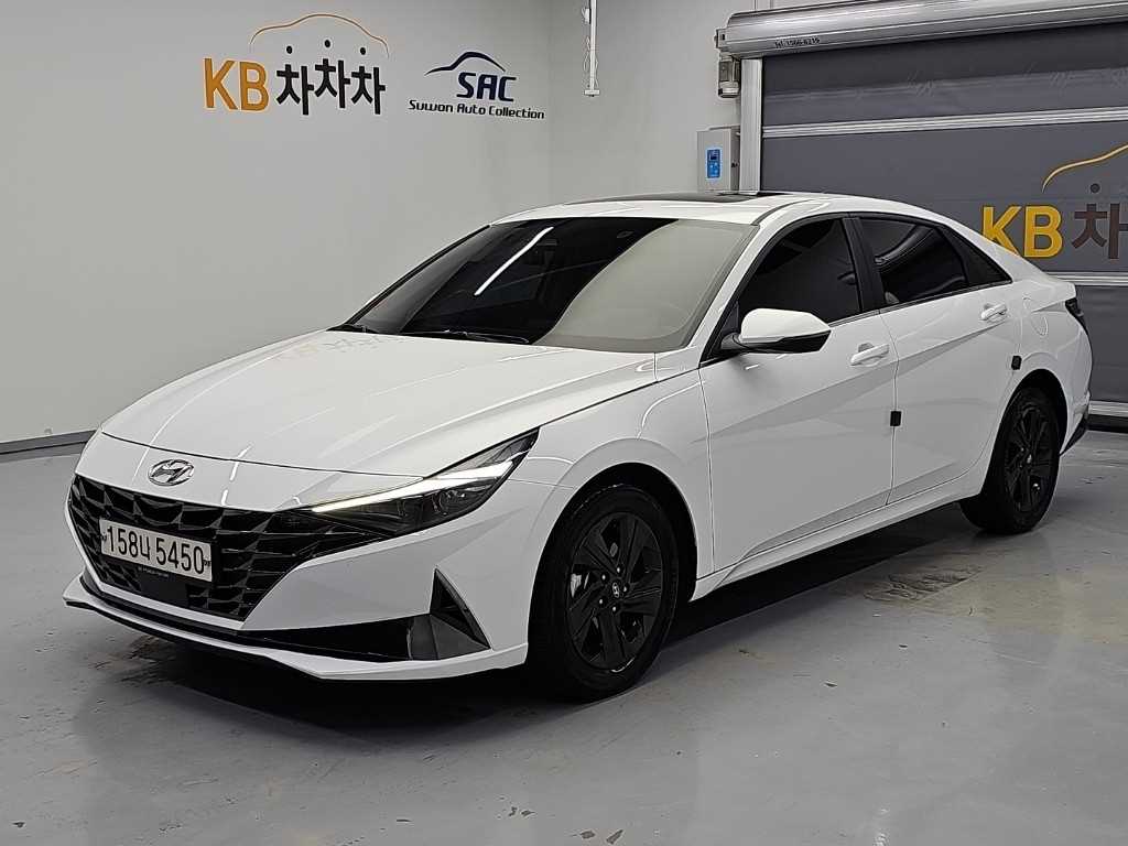 HYUNDAI Avante (CN7) 1.6 Inspiration