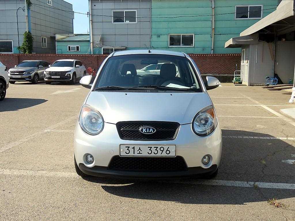KIA Morning 2009 — Zona Franca Iquique