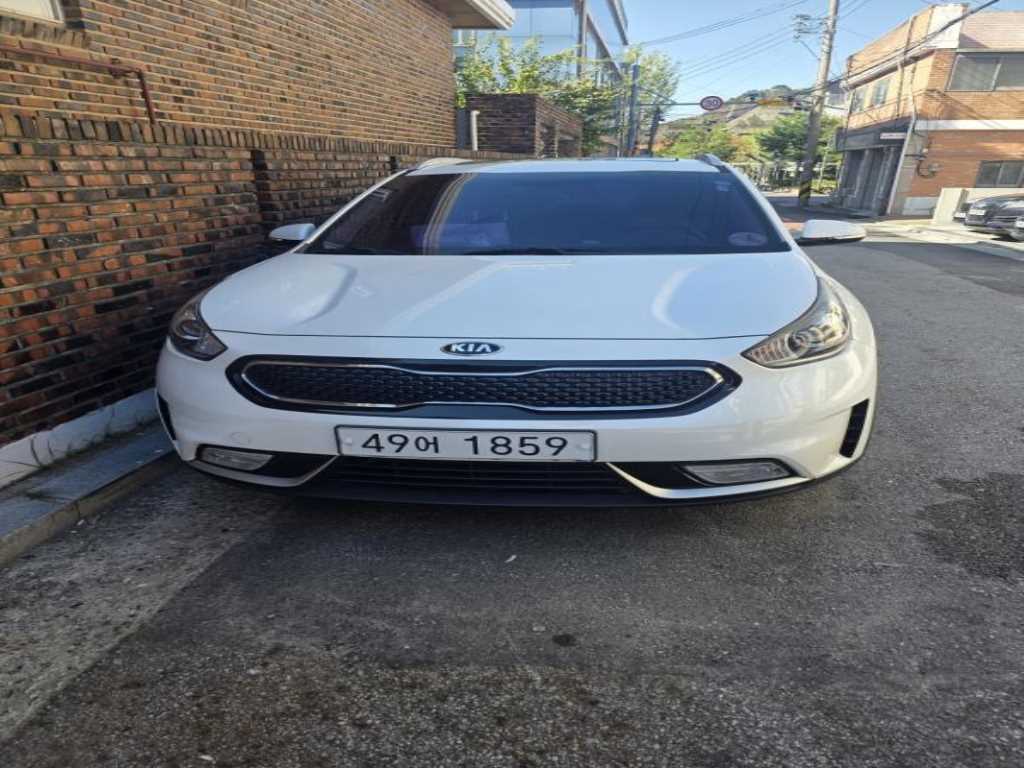 KIA Niro 2018 — Zona Franca Iquique