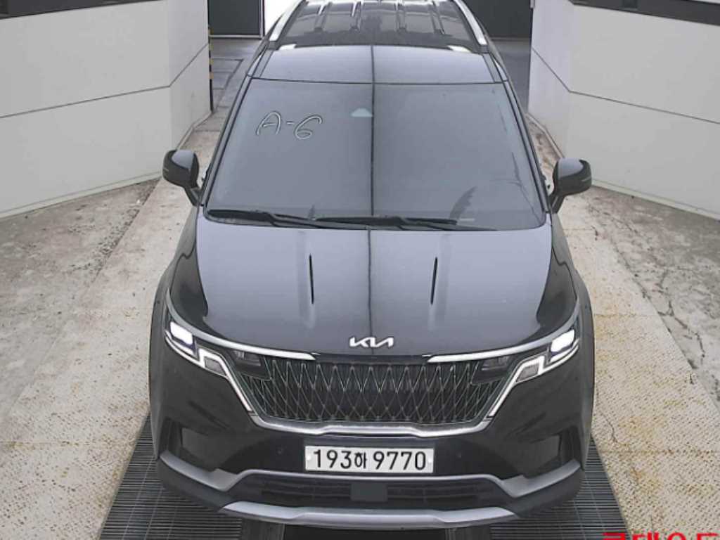 KIA Carnival 2023 — Zona Franca Iquique