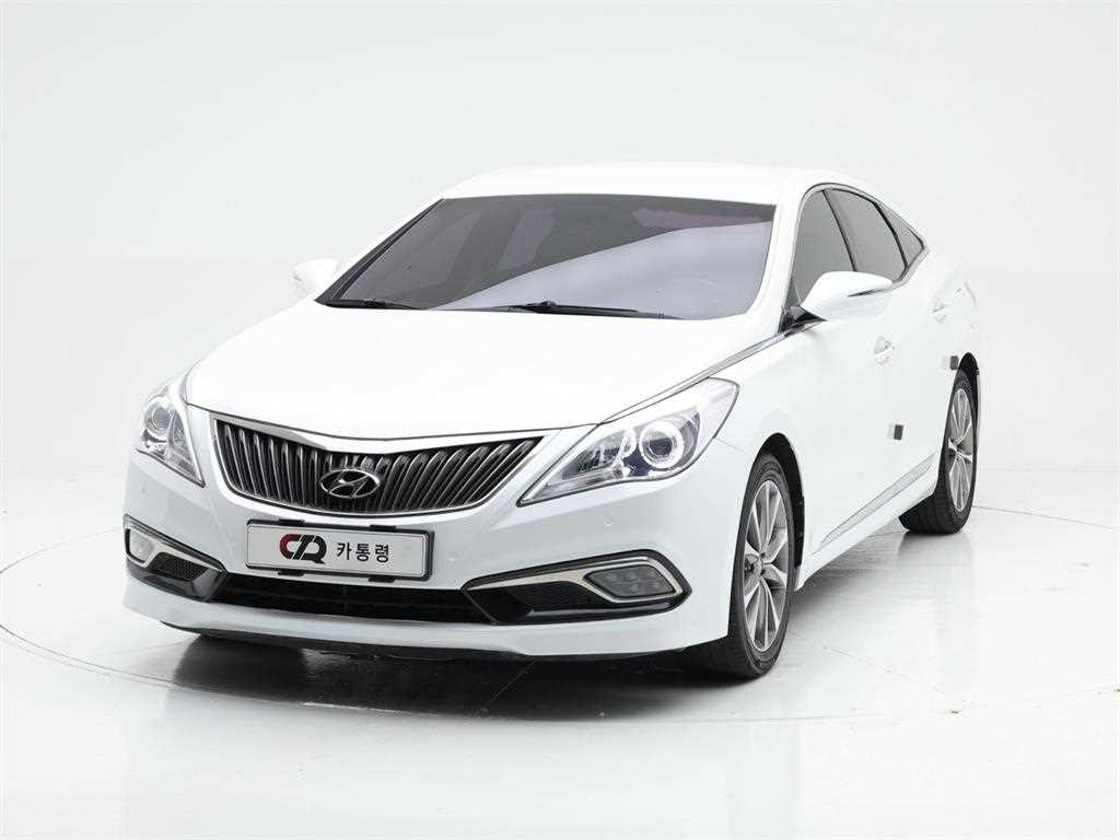 HYUNDAI Grandeur 2016 — Zona Franca Iquique