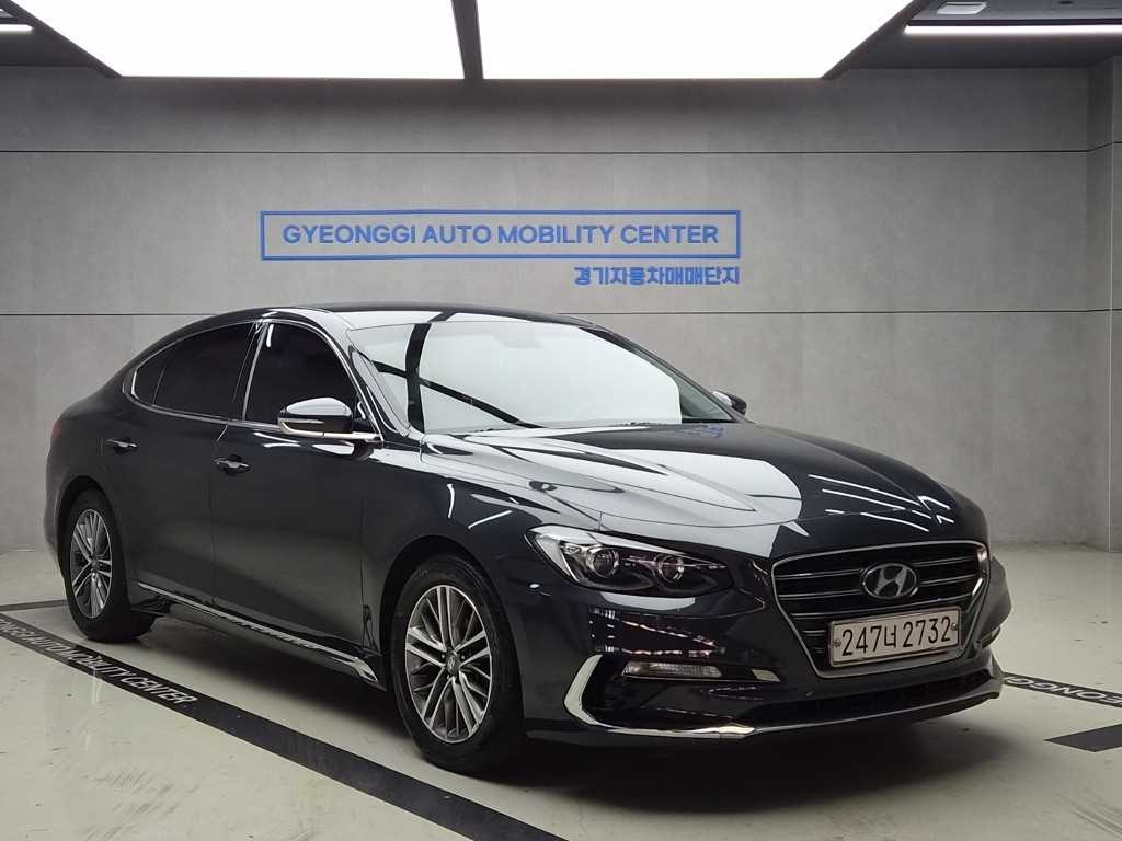 HYUNDAI Grandeur 2018 — Zona Franca Iquique