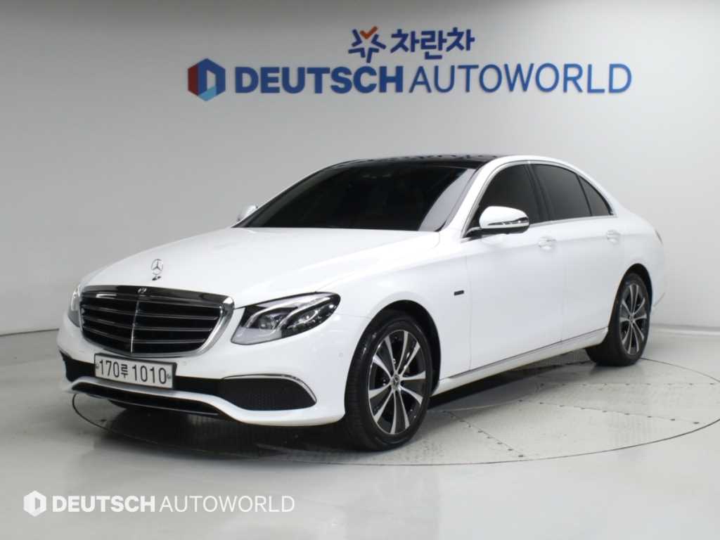 Mercedes Benz E class 2019 — Zona Franca Iquique