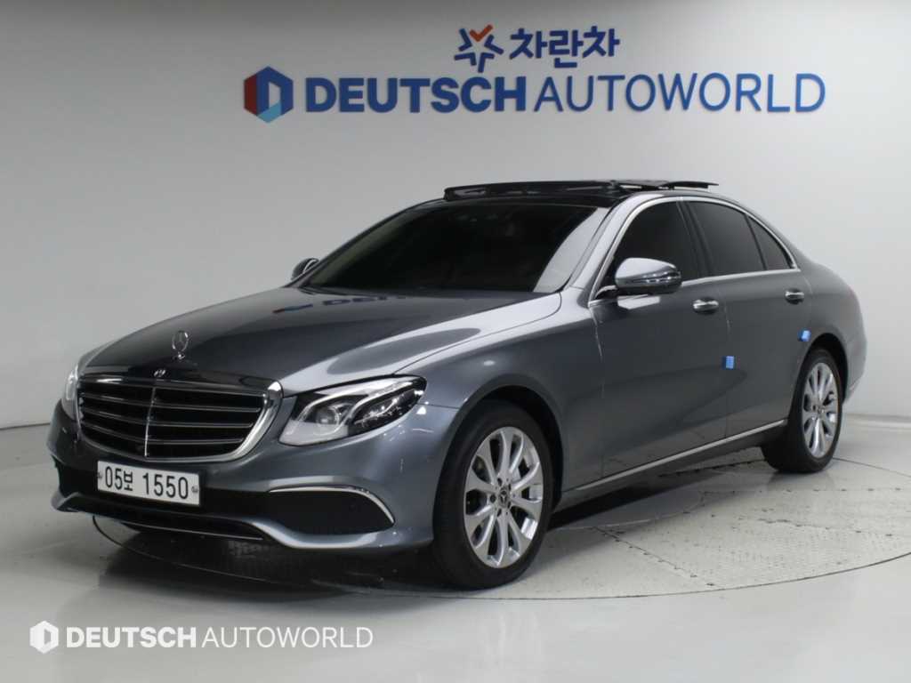 Mercedes Benz E class 2017 — Zona Franca Iquique