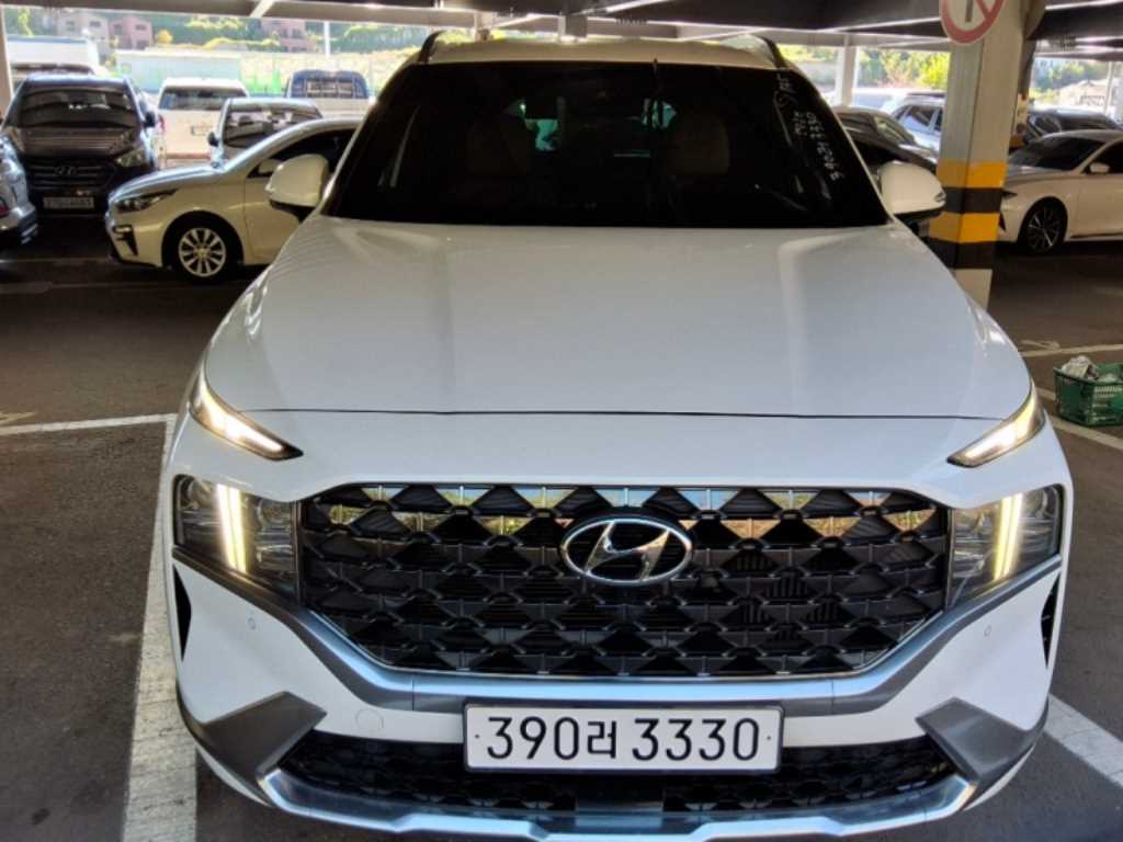 HYUNDAI Santa Fe 2023 — Zona Franca Iquique