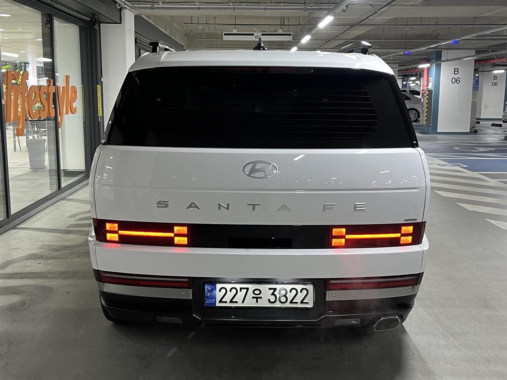 HYUNDAI Santa Fe - Vista 5