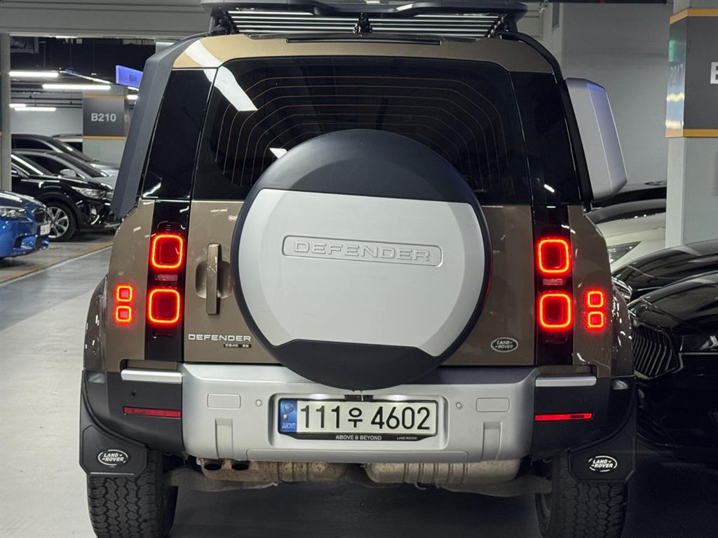 Land Rover Defender - Vista 4