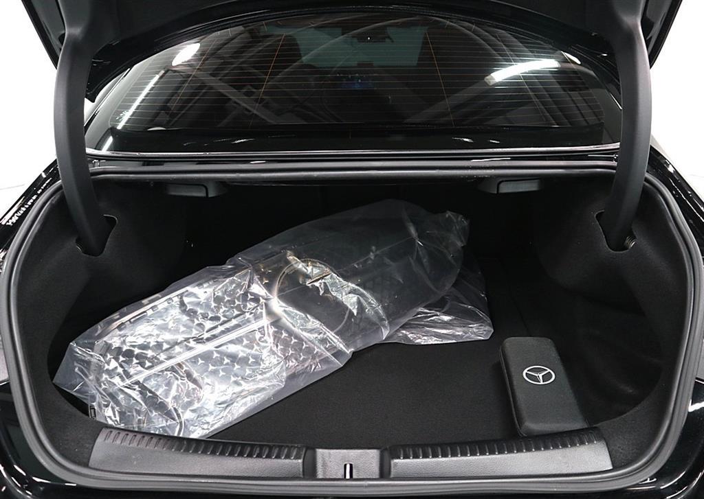 Mercedes Benz CLA Class 2024 Negro - Importación desde Corea - HF Imports Iquique - Foto 18