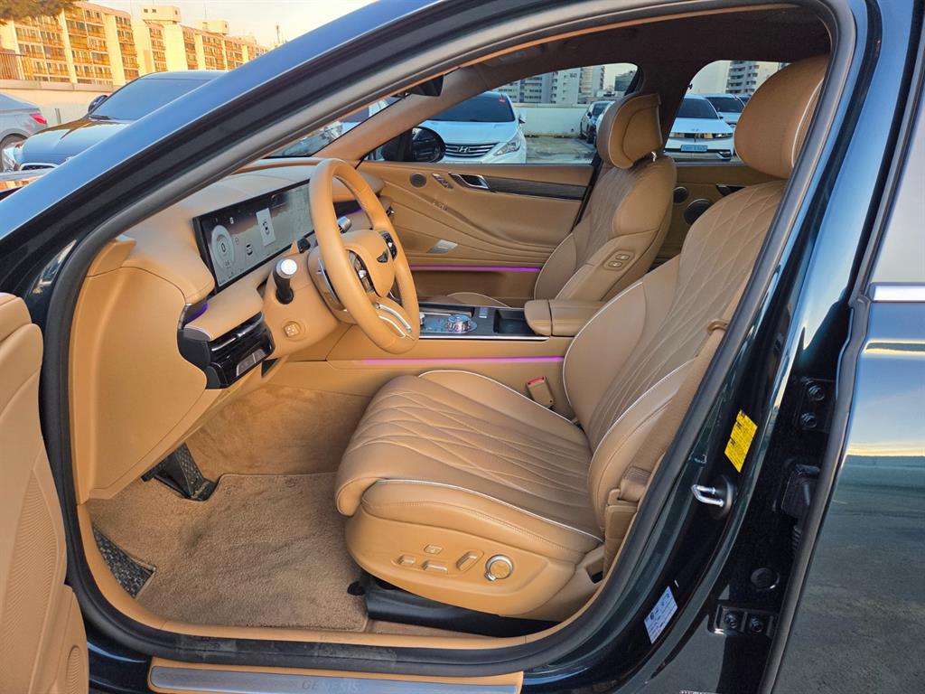 Genesis G80 - Vista 6