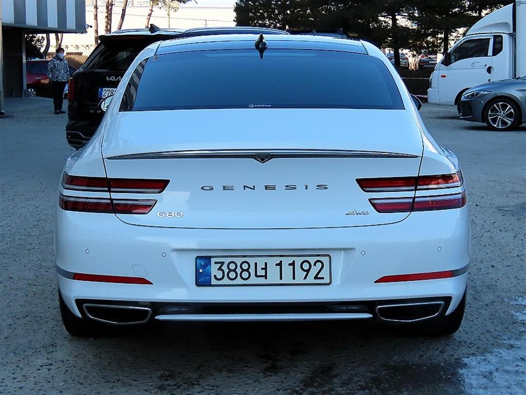 Genesis G80 - Vista 4