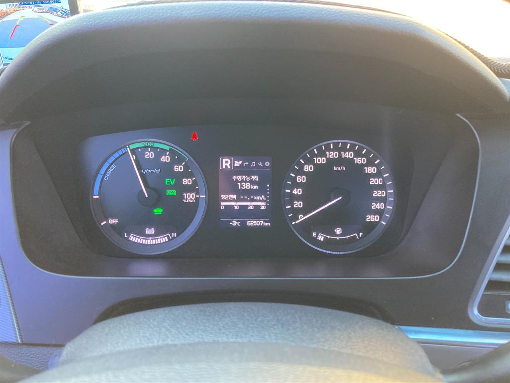 HYUNDAI Sonata - Vista 9