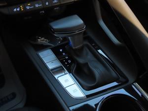 HYUNDAI Avante - Vista 12