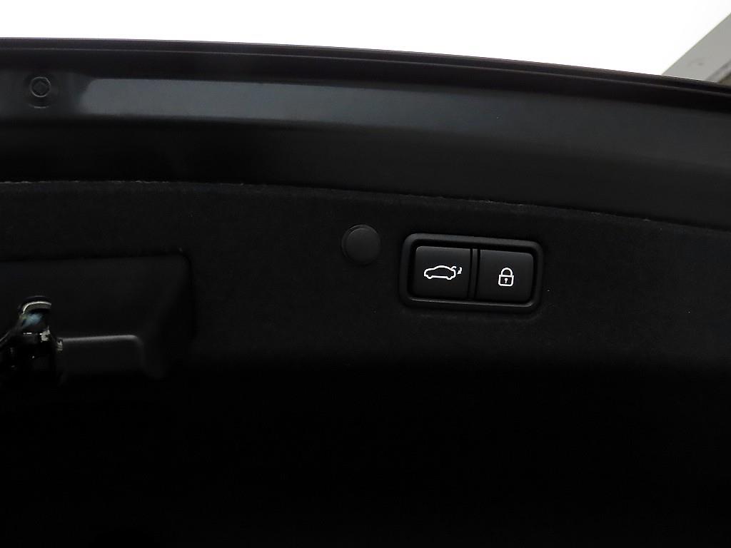 HYUNDAI Grandeur - Vista 6