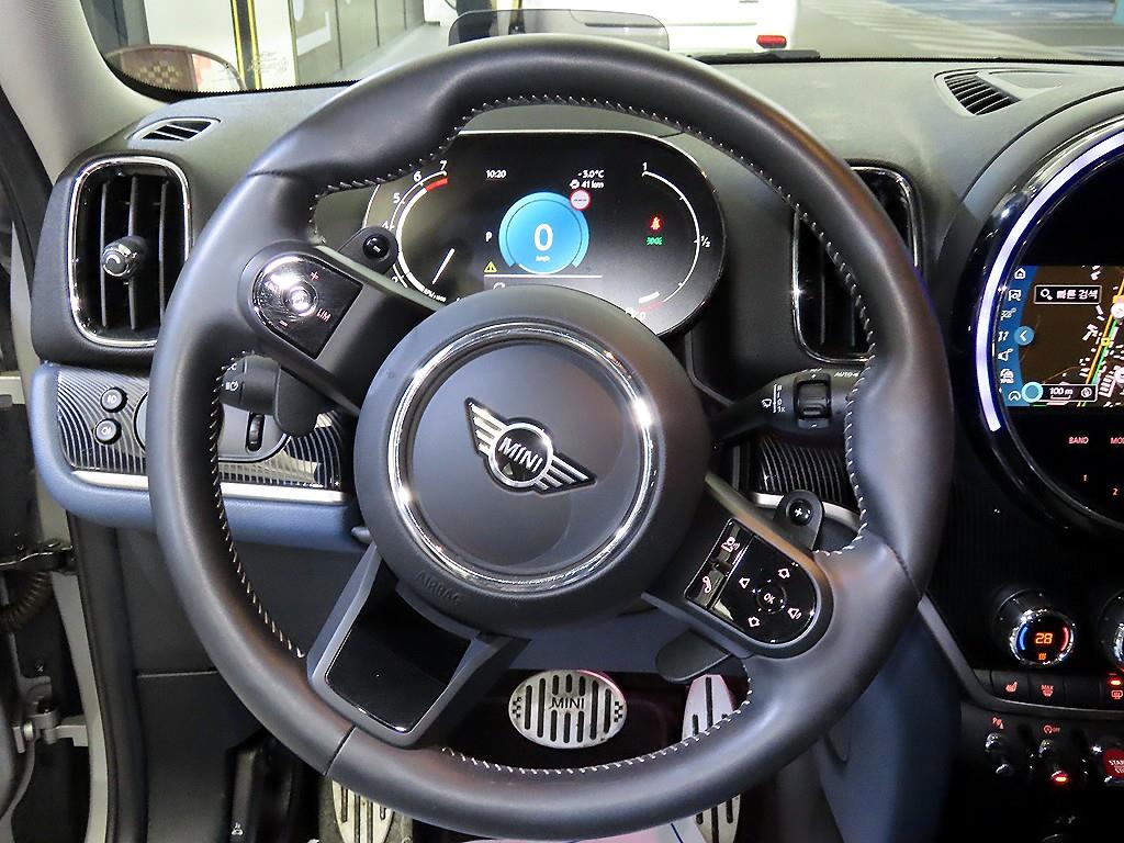 Mini Countryman - Vista 8