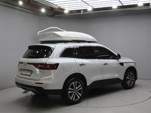 SAMSUNG QM6 - Vista 8