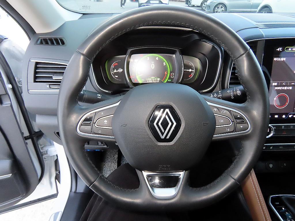 SAMSUNG QM6 - Vista 8