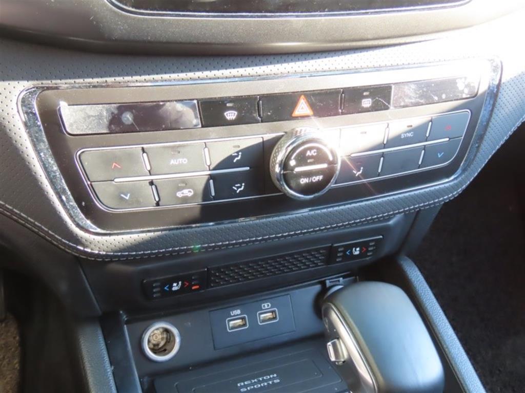 Ssangyong Rexton 2022 Verde - Importación desde Corea - HF Imports Iquique - Foto 7