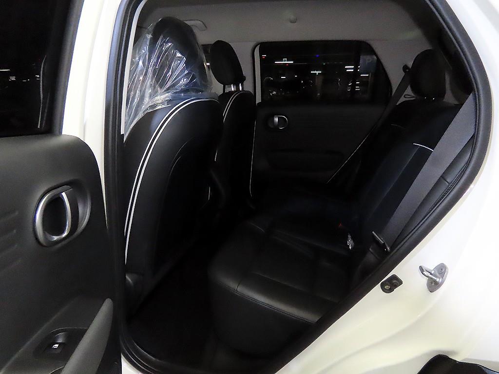 HYUNDAI Casper - Vista 7