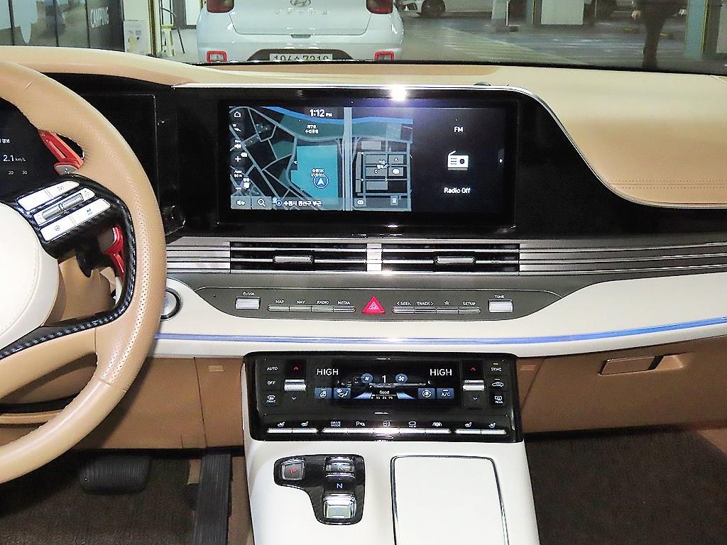 HYUNDAI Grandeur - Vista 11