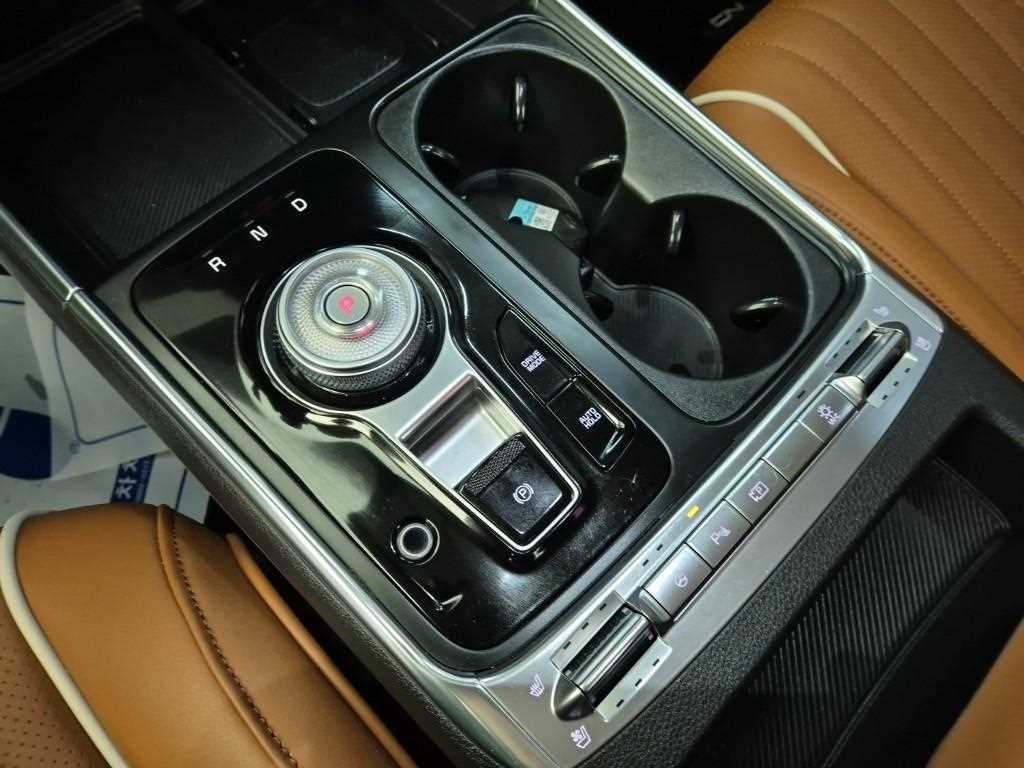 KIA Carnival - Vista 8