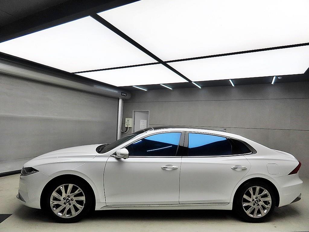 HYUNDAI Grandeur - Vista 4