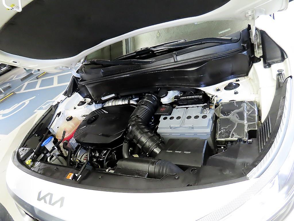 KIA Seltos 2023 Blanco - Importación desde Corea - HF Imports Iquique - Foto 19
