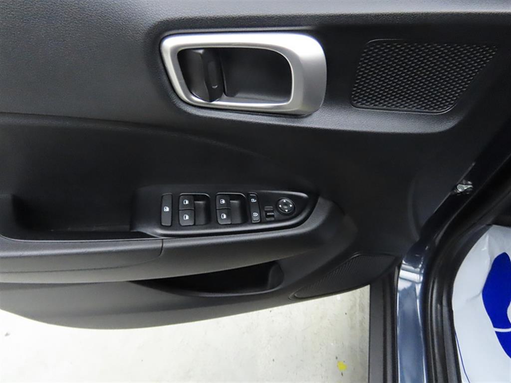 HYUNDAI Venue - Vista 12