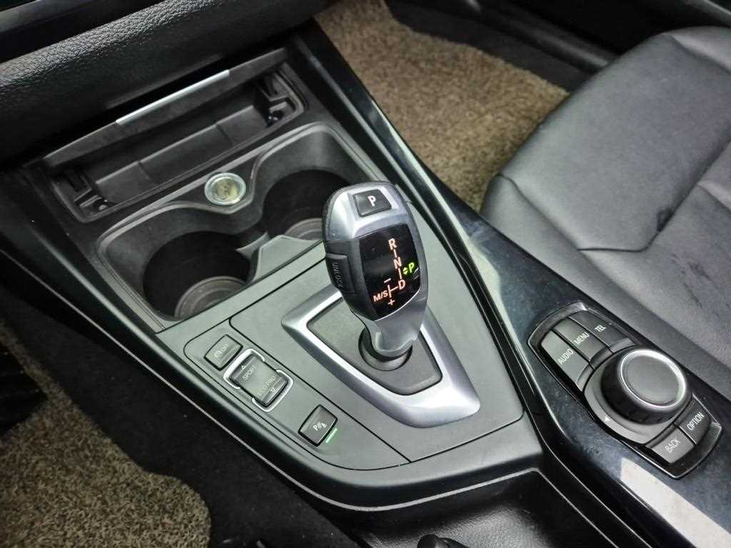 BMW 1 series - Vista 8