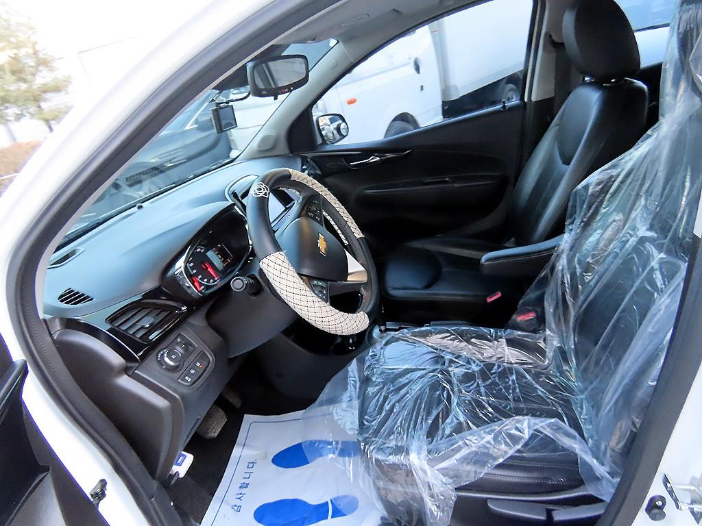 Chevrolet Spark - Vista 5