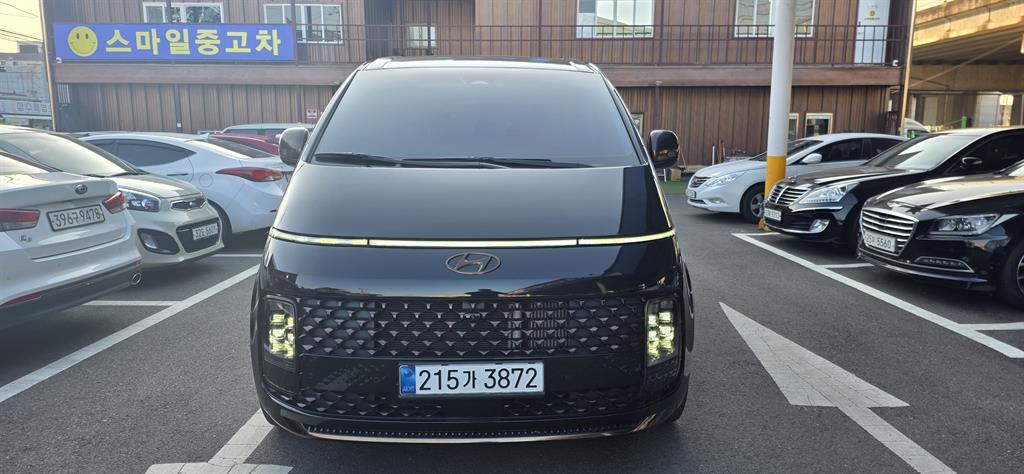 HYUNDAI Staria 2021 Negro - Importación desde Corea - HF Imports Iquique - Foto 1