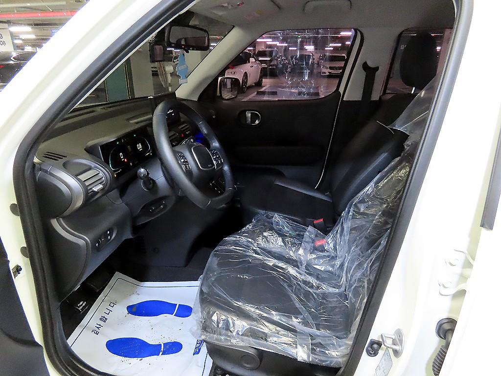 HYUNDAI Casper - Vista 6