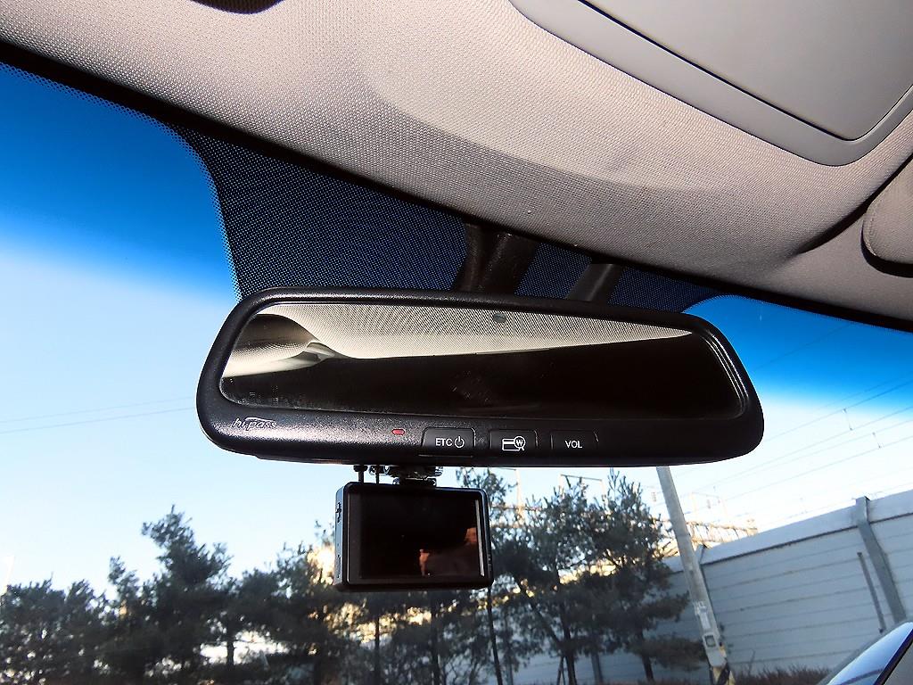 HYUNDAI Grandeur 2011 Negro - Importación desde Corea - HF Imports Iquique - Foto 16