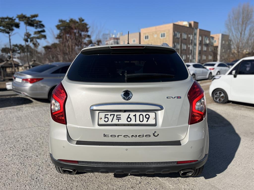Ssangyong Korando - Vista 7