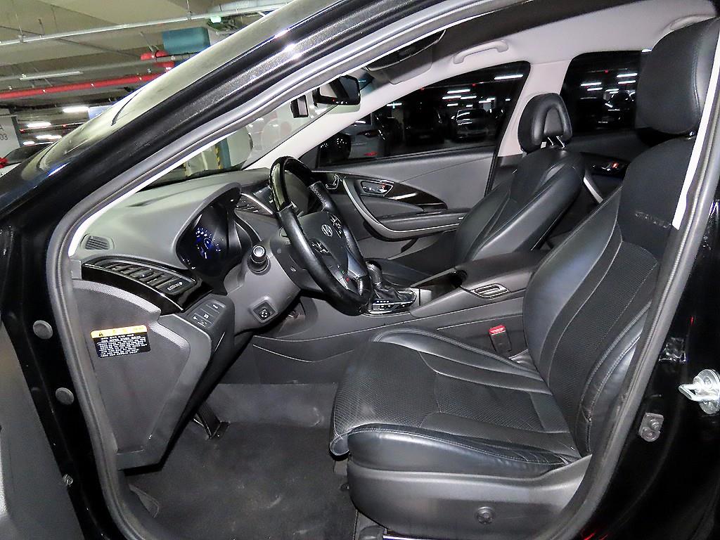 HYUNDAI Grandeur - Vista 6