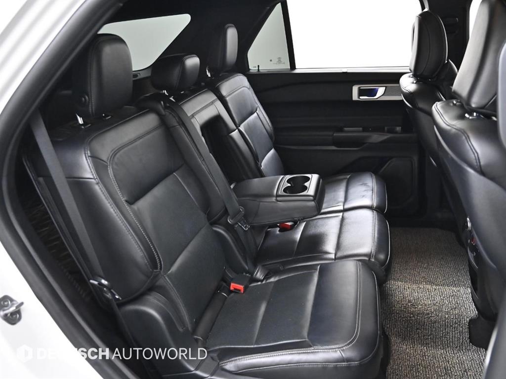 Ford Explorer - Vista 12