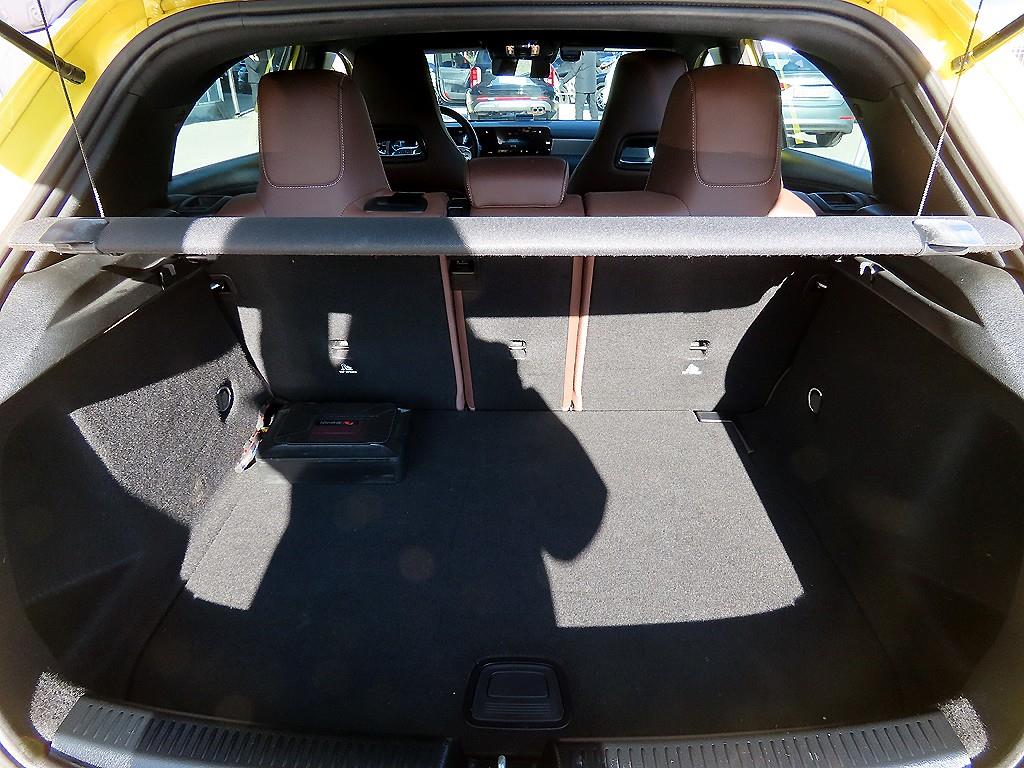 Mercedes Benz A Class 2021 Amarillo - Importación desde Corea - HF Imports Iquique - Foto 17