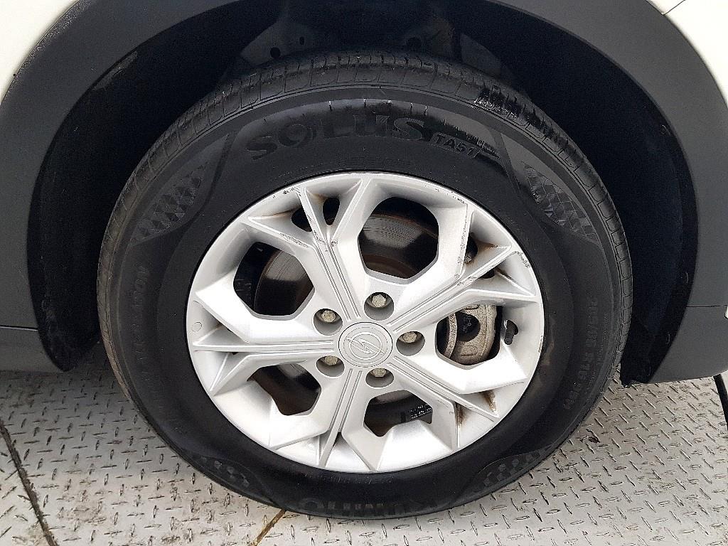 Ssangyong Tivoli 2022 Blanco - Importación desde Corea - HF Imports Iquique - Foto 20