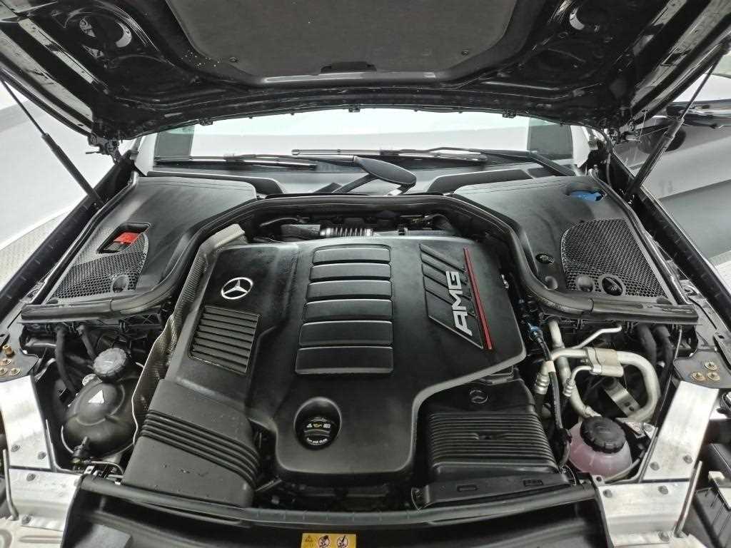 Mercedes Benz E class - Vista 5