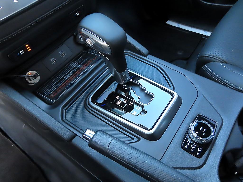 Ssangyong Rexton - Vista 11