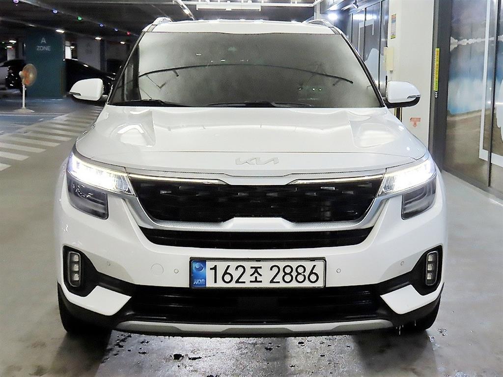 KIA Seltos - Vista 2