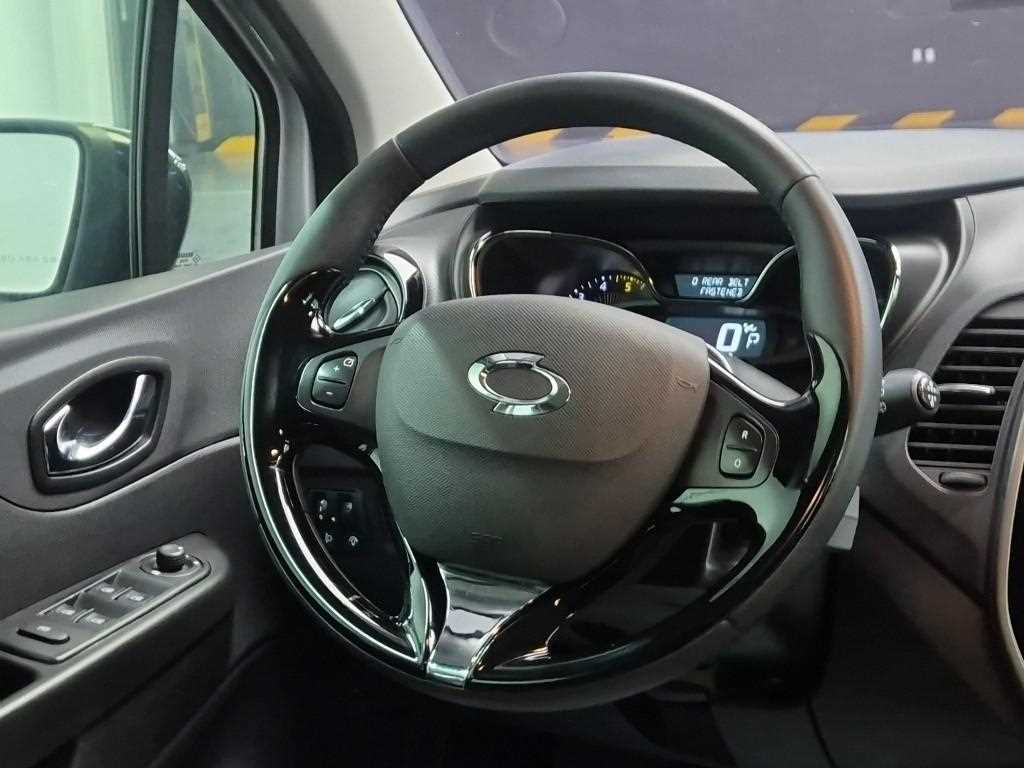 SAMSUNG QM3 - Vista 9