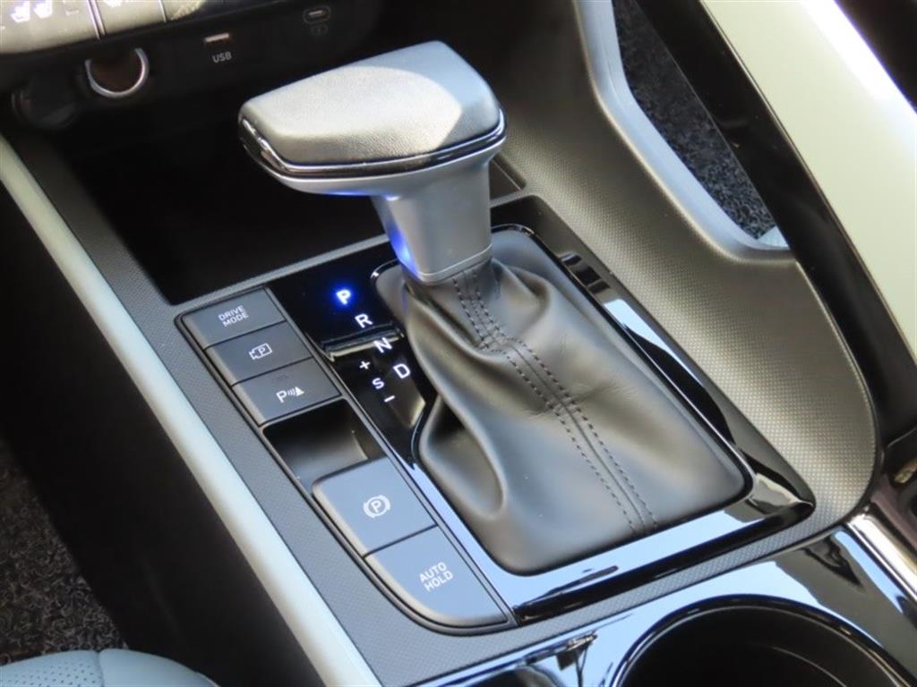 HYUNDAI Avante - Vista 11