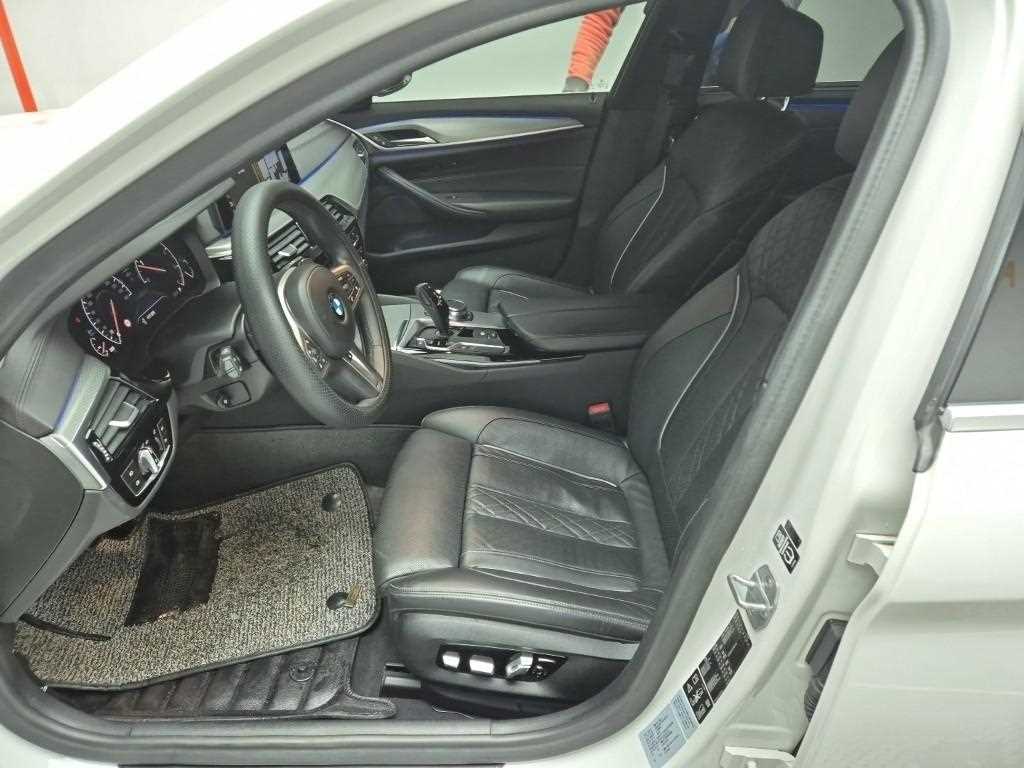 BMW 5 Series - Vista 11